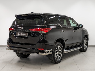 фото Toyota Fortuner II 2019