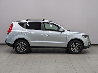 фото Geely Emgrand X7 2020