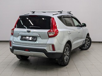 фото Geely Emgrand X7 2020