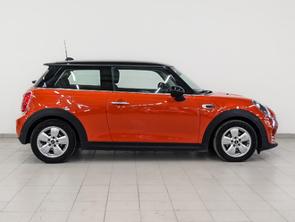 фото Mini Mini III (F56/F55) 2019