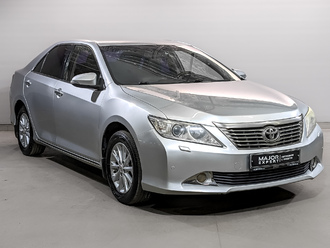 фото Toyota Camry VII 2011