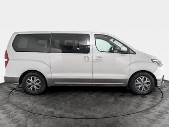 фото Hyundai H-1 II 2021