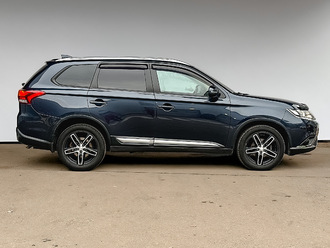 фото Mitsubishi Outlander III 2019