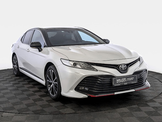 фото Toyota Camry VIII 2020