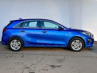 фото Kia Ceed III 2021