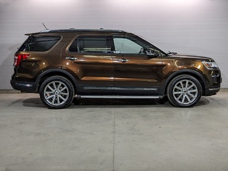 фото Ford Explorer V 2018