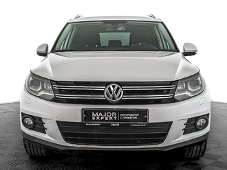 фото Volkswagen Tiguan I 2016