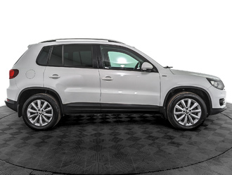 фото Volkswagen Tiguan I 2016