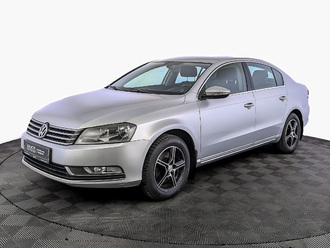 фото Volkswagen Passat B7 2012