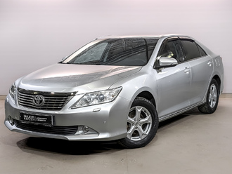 фото Toyota Camry VII 2013