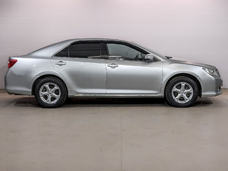 фото Toyota Camry VII 2013