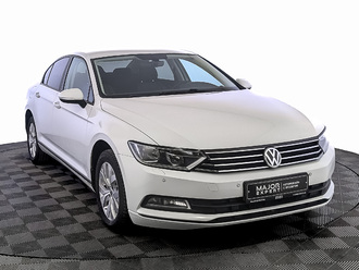 фото Volkswagen Passat B8 2017