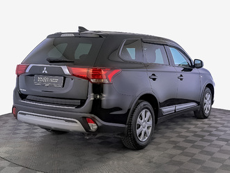 фото Mitsubishi Outlander III 2021