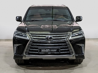 фото Lexus LX III 2020