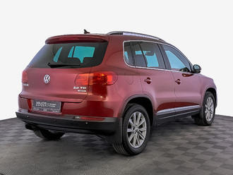 фото Volkswagen Tiguan I 2012