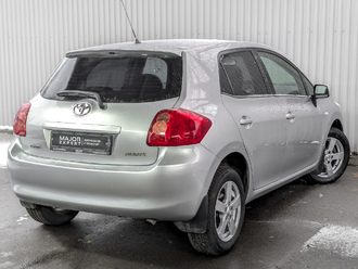 фото Toyota Auris 2007