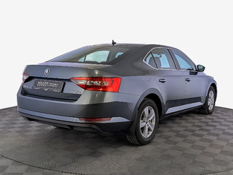 фото Skoda Superb III 2018