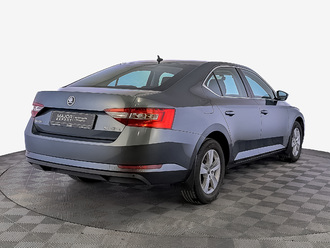 фото Skoda Superb III 2018