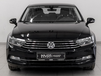 фото Volkswagen Passat B8 2016