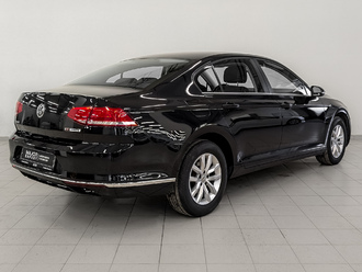 фото Volkswagen Passat B8 2016