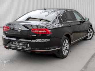 фото Volkswagen Passat B8 2017