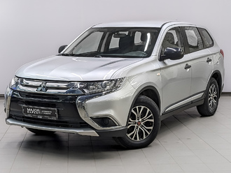 фото Mitsubishi Outlander III 2017