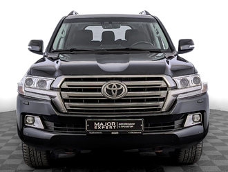 фото Toyota Land Cruiser 200 2019