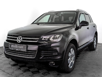 фото Volkswagen Touareg II 2013