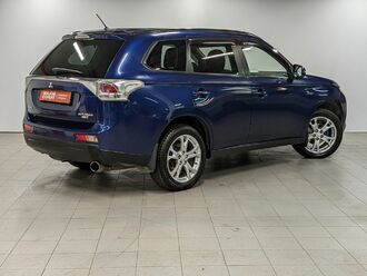 фото Mitsubishi Outlander III 2014