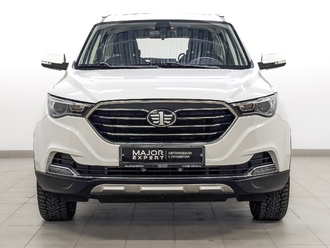 фото FAW Besturn X40 2020