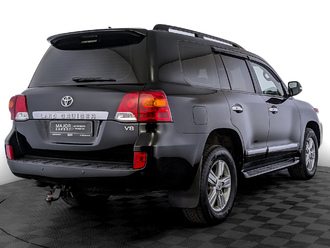 фото Toyota Land Cruiser 200 2013