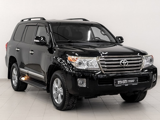 фото Toyota Land Cruiser 200 2013