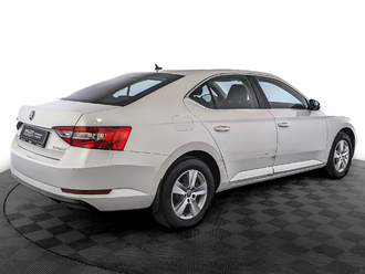 фото Skoda Superb III 2017