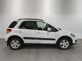 фото Suzuki SX4 2012