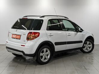 фото Suzuki SX4 2012