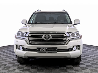 фото Toyota Land Cruiser 200 2020