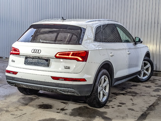 фото Audi Q5 (B9) 2017