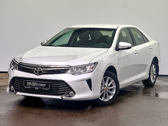 фото Toyota Camry VII 2015