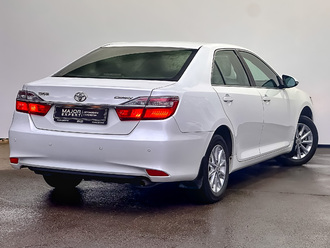 фото Toyota Camry VII 2015