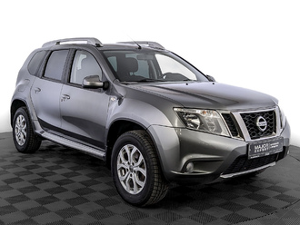 фото Nissan Terrano D10 2016