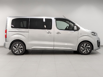 фото Peugeot Traveller 2017