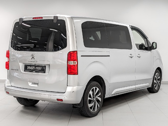 фото Peugeot Traveller 2017