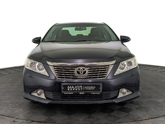 фото Toyota Camry VII 2011