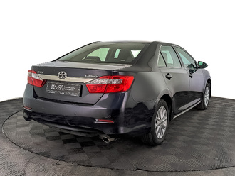 фото Toyota Camry VII 2011