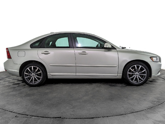 фото Volvo S40 II 2012