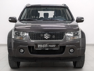 фото Suzuki Grand Vitara II 2011