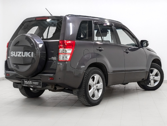 фото Suzuki Grand Vitara II 2011