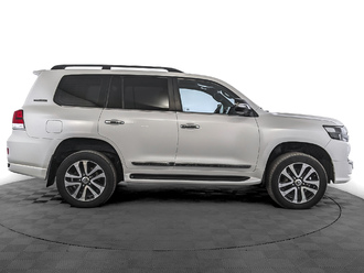 фото Toyota Land Cruiser 200 2019