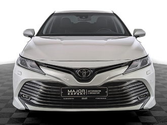 фото Toyota Camry VIII 2019