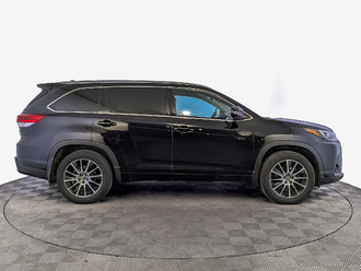 фото Toyota Highlander III 2018